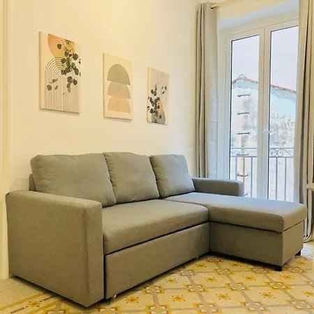 Corte Del Tribunale Apartmán Palermo
